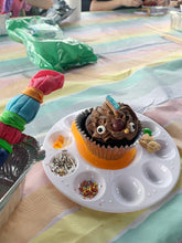 Load image into Gallery viewer, Cupcake decorating - Kiddies Party options